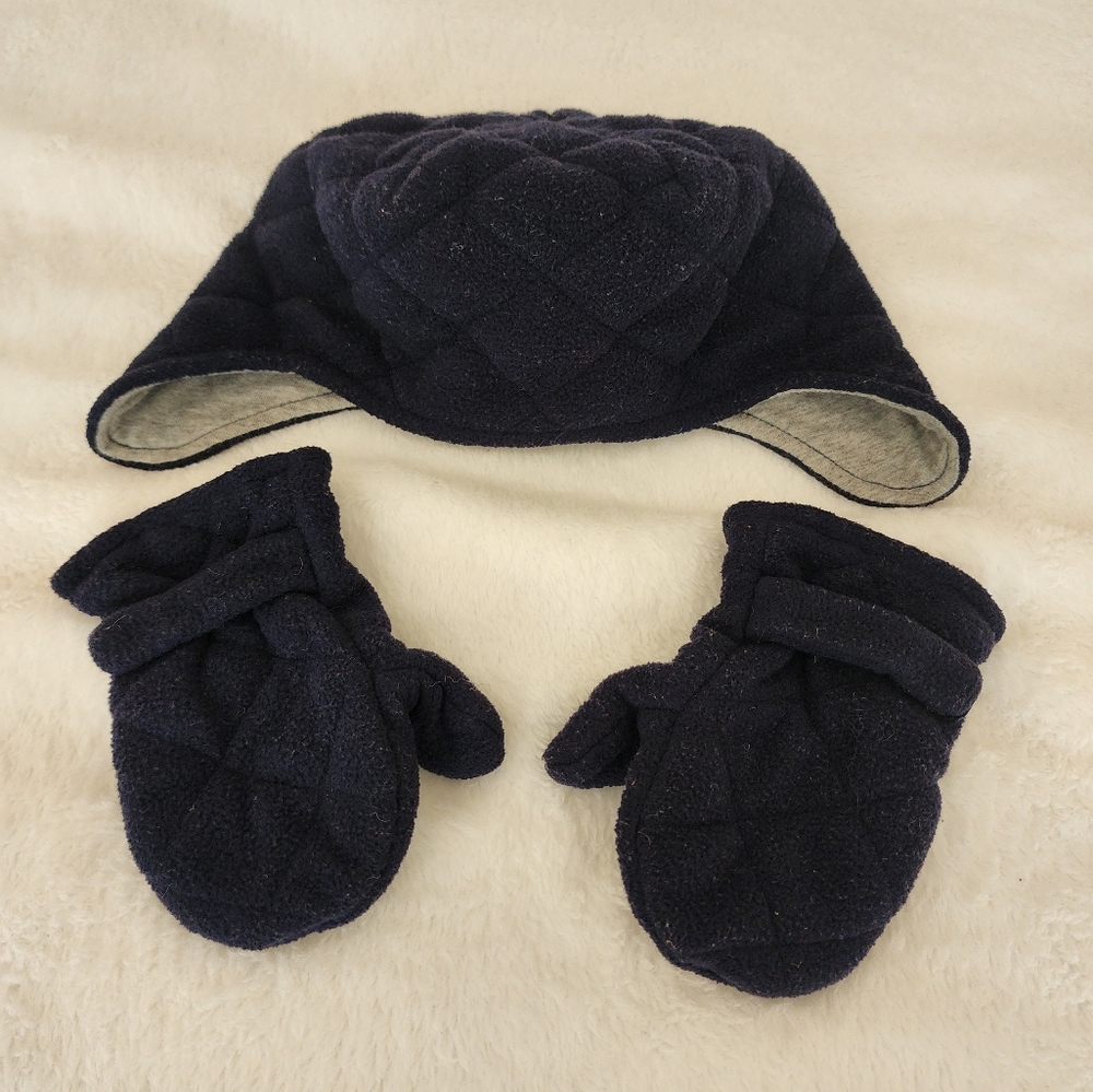 Infant Hat and Mittens